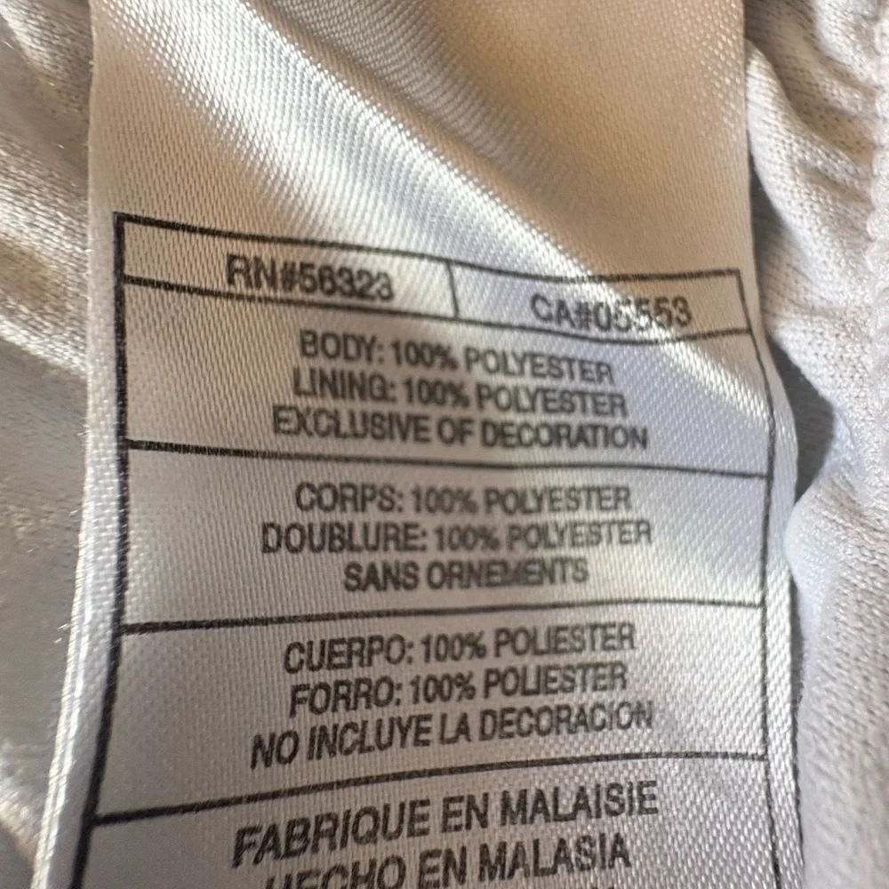 Nike White and Black Athletic Shorts - Picture 4 of 4